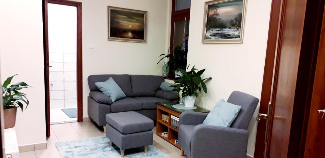 Diana Apartmanhaz Keszthely Bagian luar foto